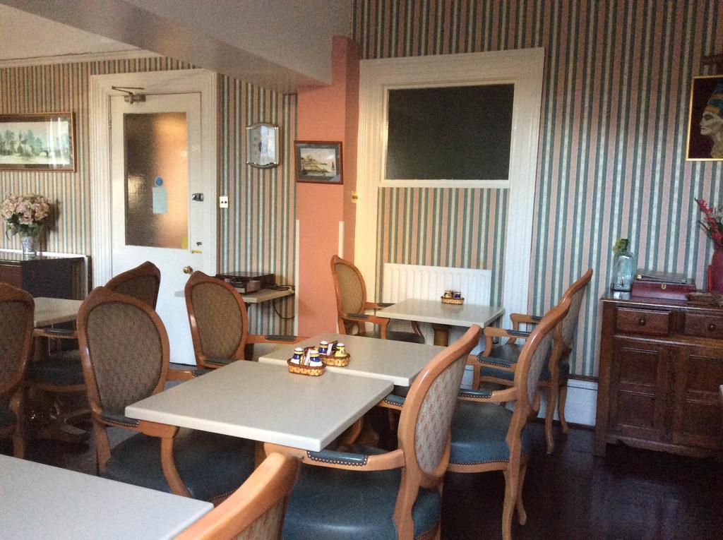 Chad Hill Hotel Sandown Bagian luar foto