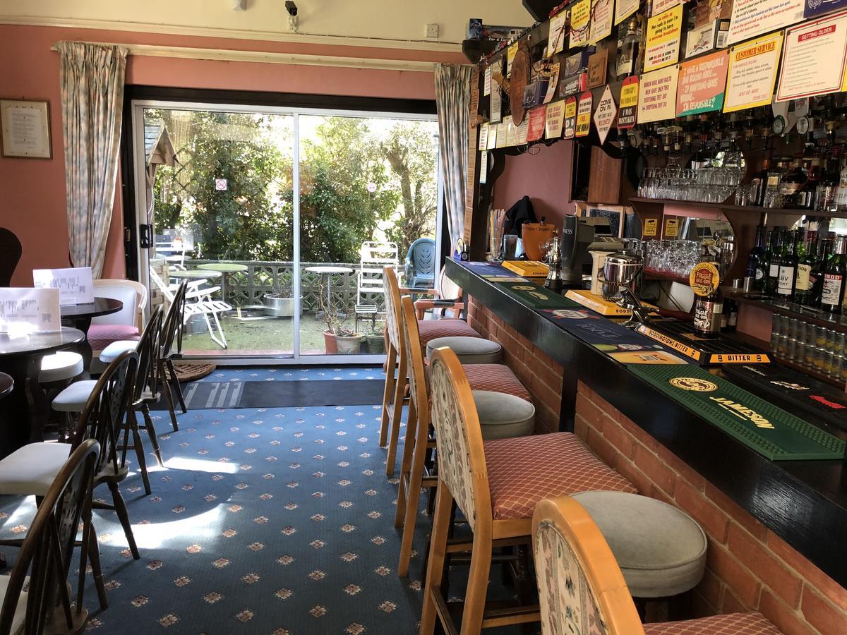Chad Hill Hotel Sandown Bagian luar foto