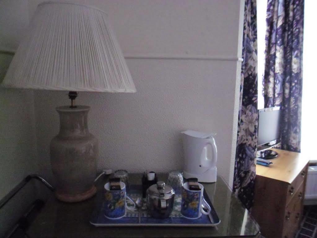 Chad Hill Hotel Sandown Bagian luar foto